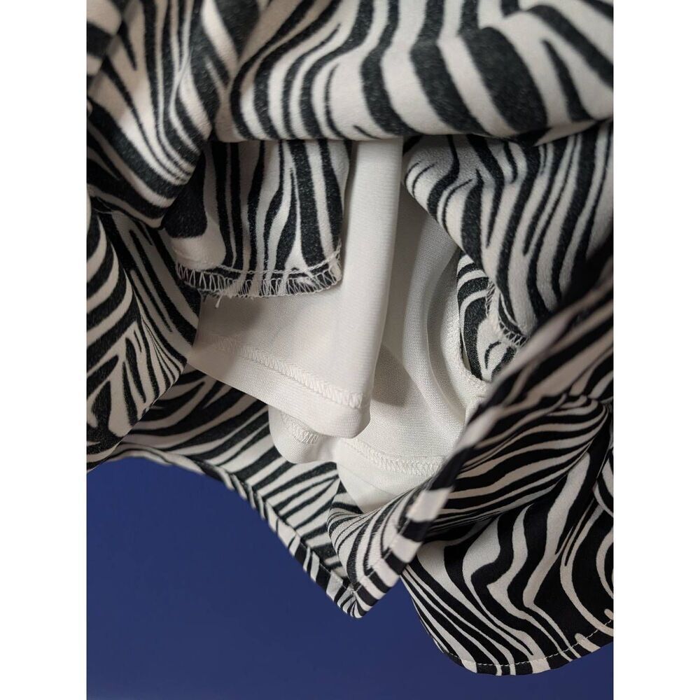 City Chic Zebra Playsuit Romper Women's Plus Size 16 0XL Animal Print Pockets - Picture 13 of 14
